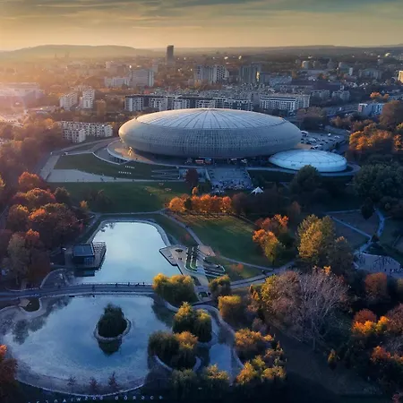 Mogilska Tauron Arena Two Bedroom דירה *