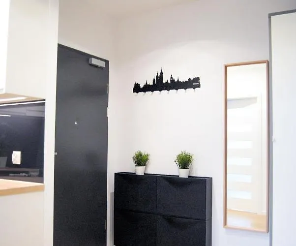 Mogilska Tauron Arena Two Bedroom דירה